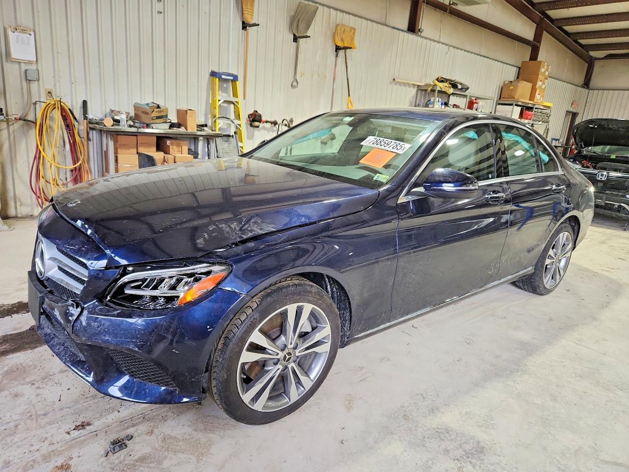 Salvage Mercedes-Benz C-Class Image