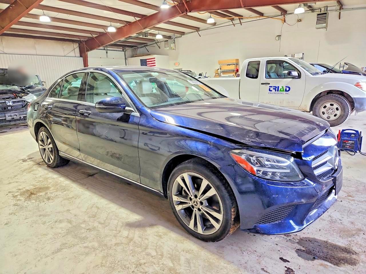 Mercedes-Benz C-Class 300 4matic