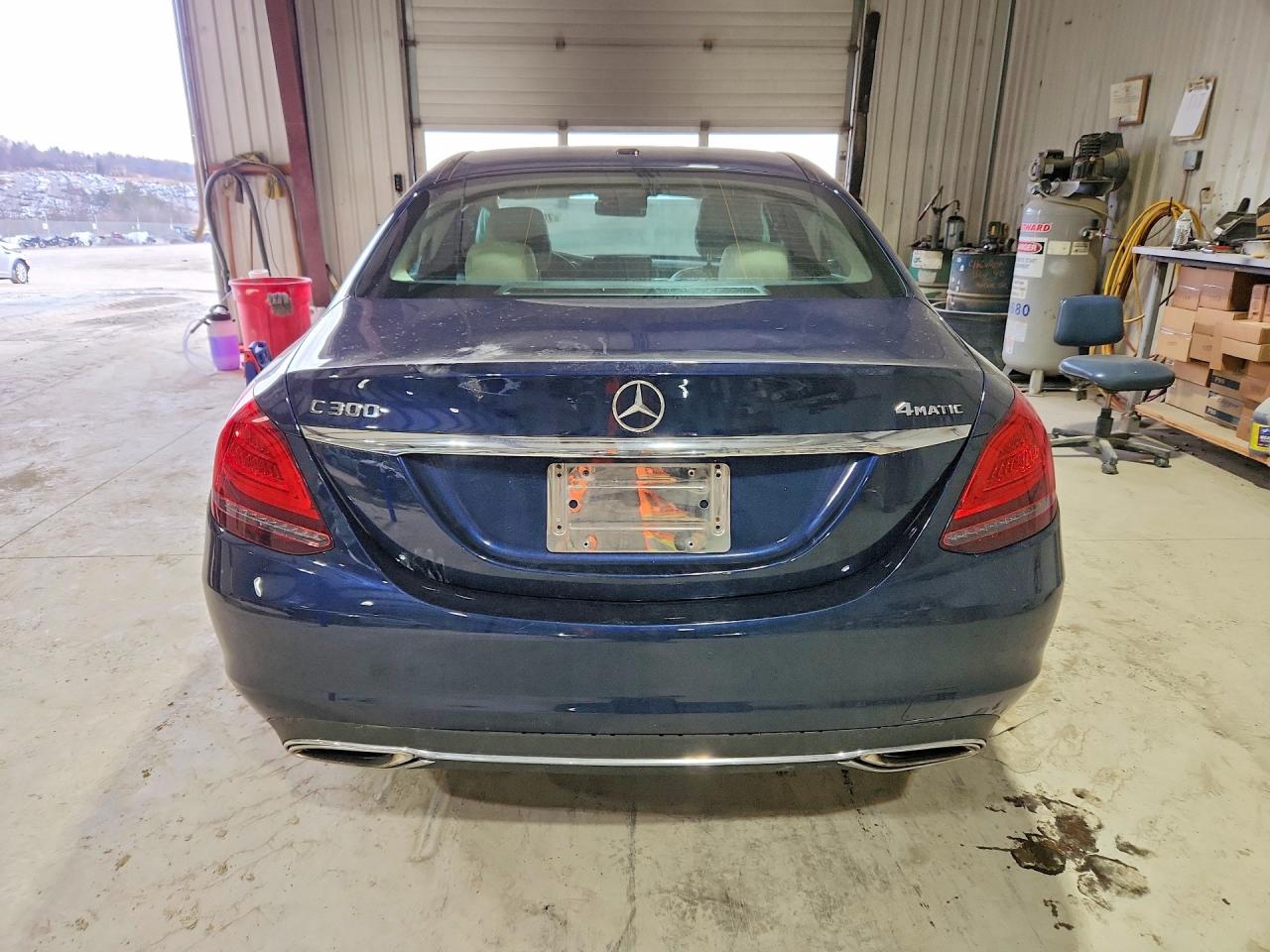 Mercedes-Benz C-Class 300 4matic