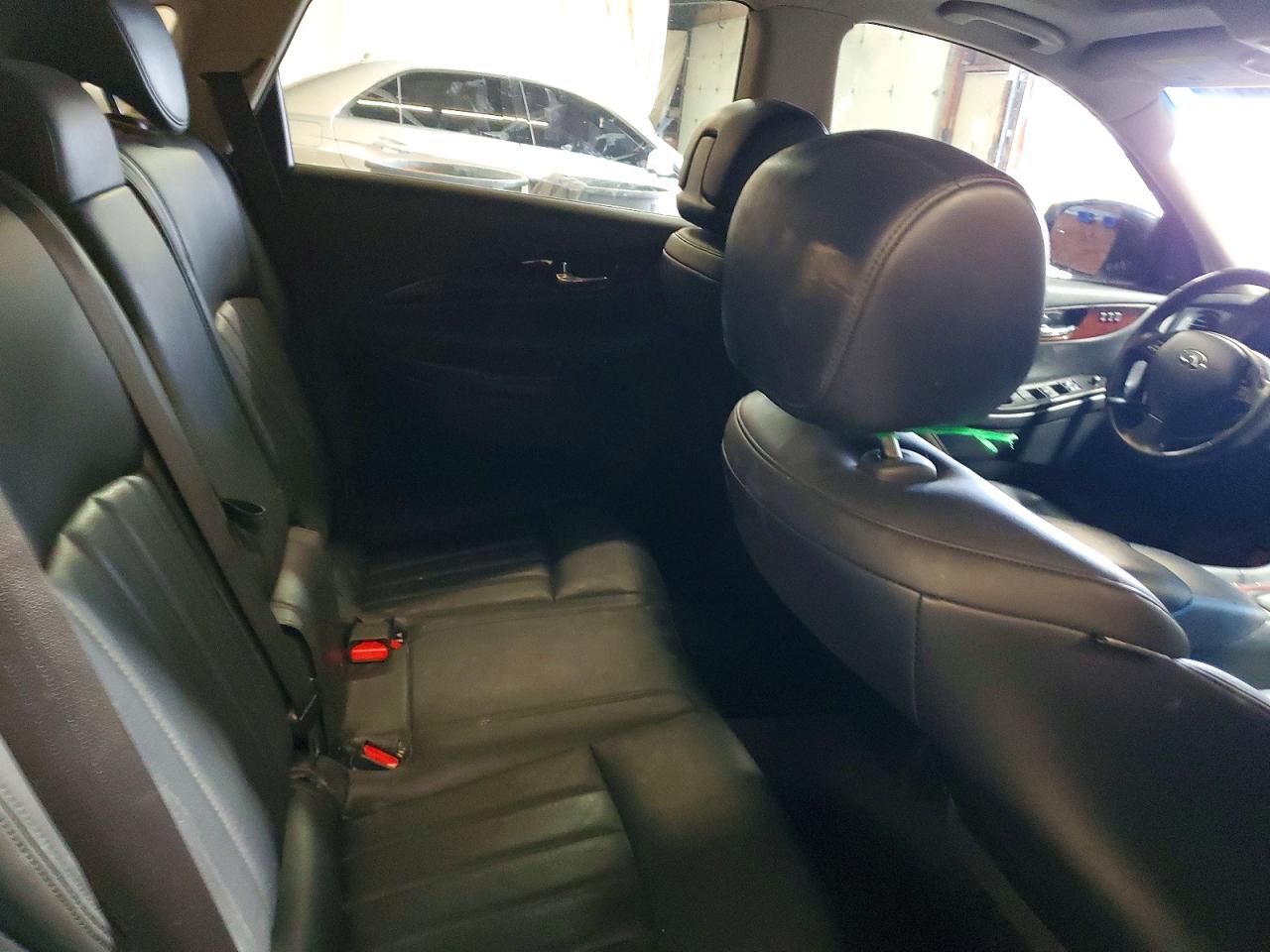 INFINITI Qx Base