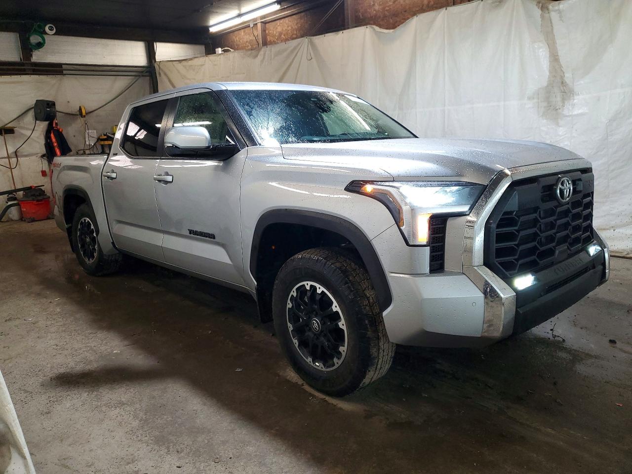 Toyota Tundra Sr5