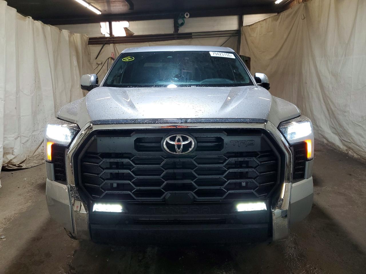 Toyota Tundra Sr5