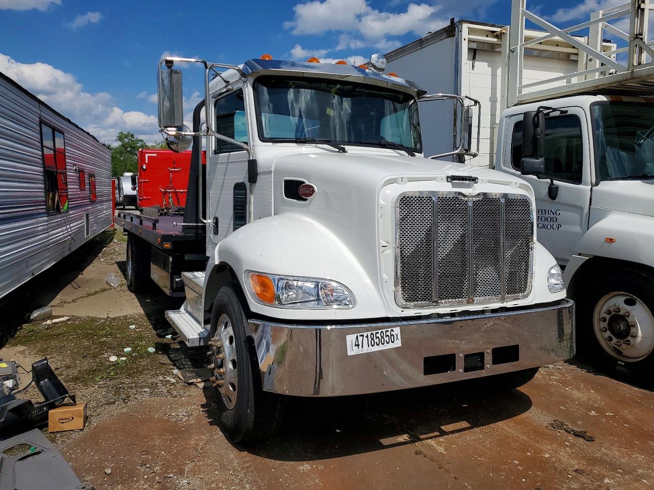 Salvage Peterbilt 337 Image