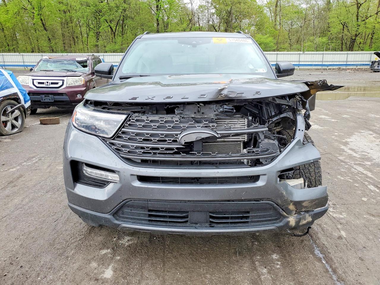 Ford Explorer Xlt