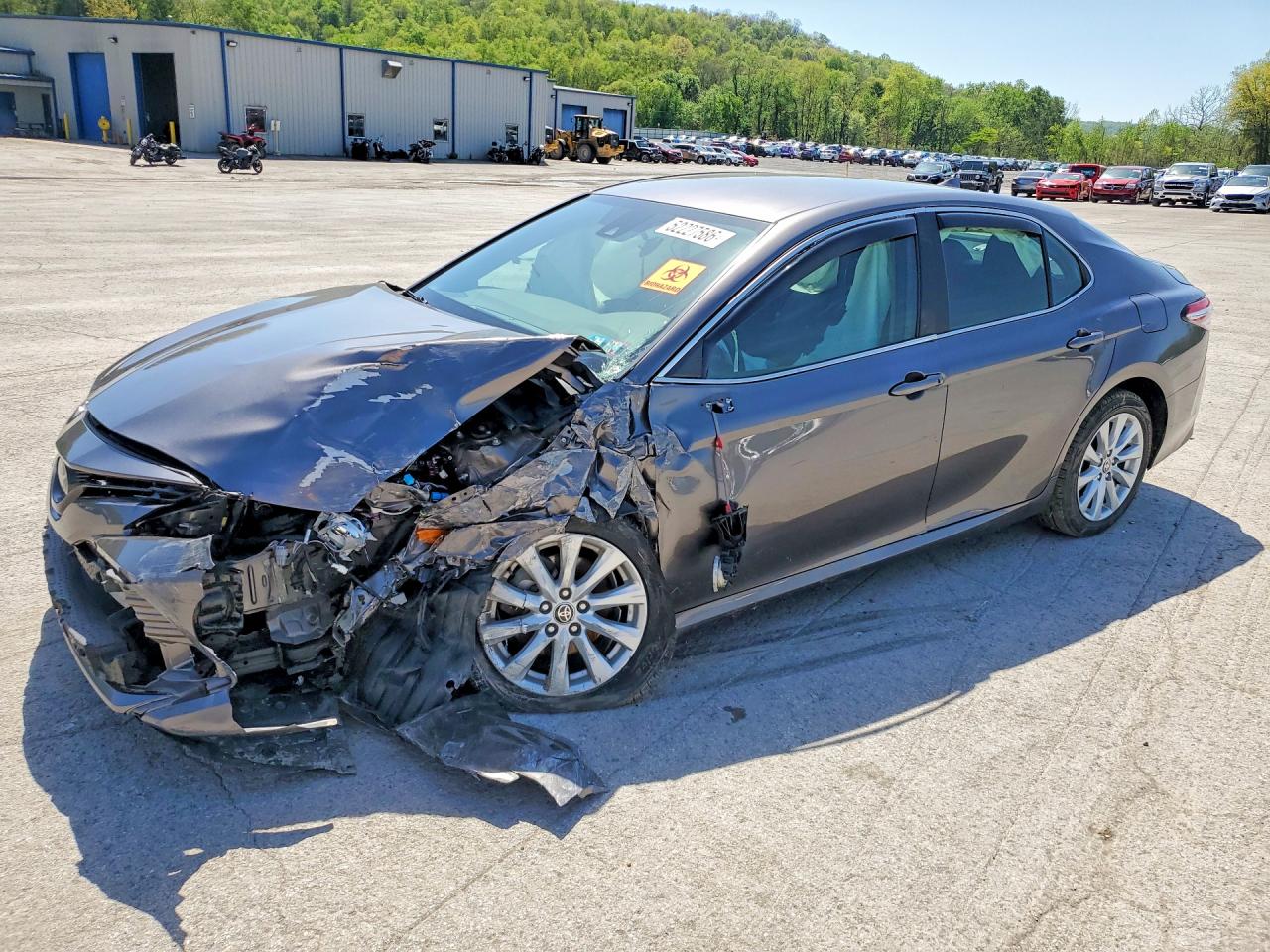 Salvage Toyota Camry Image
