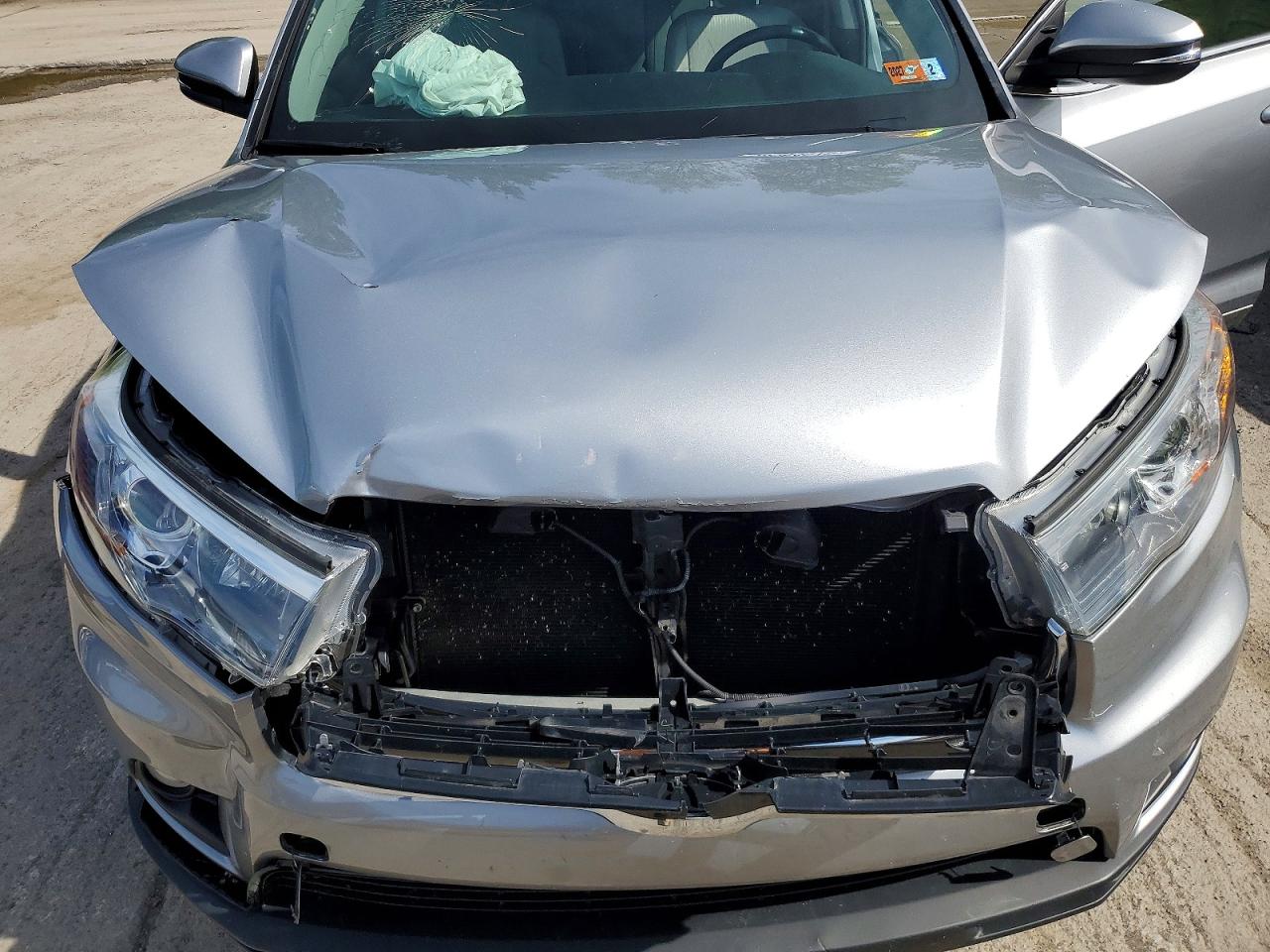 Toyota Highlander Le Plus