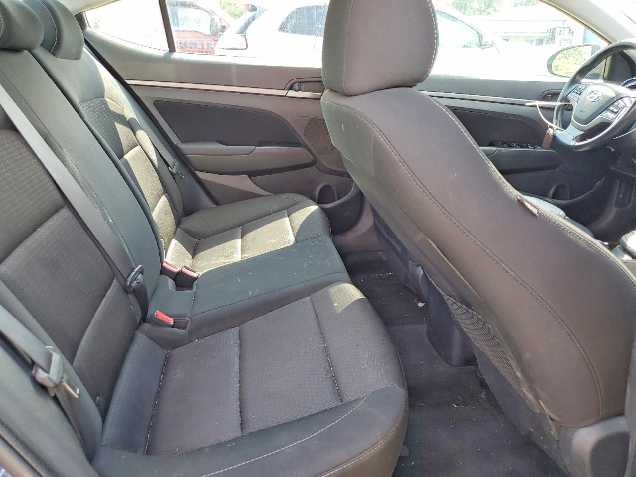 Hyundai ELANTRA Value Edition