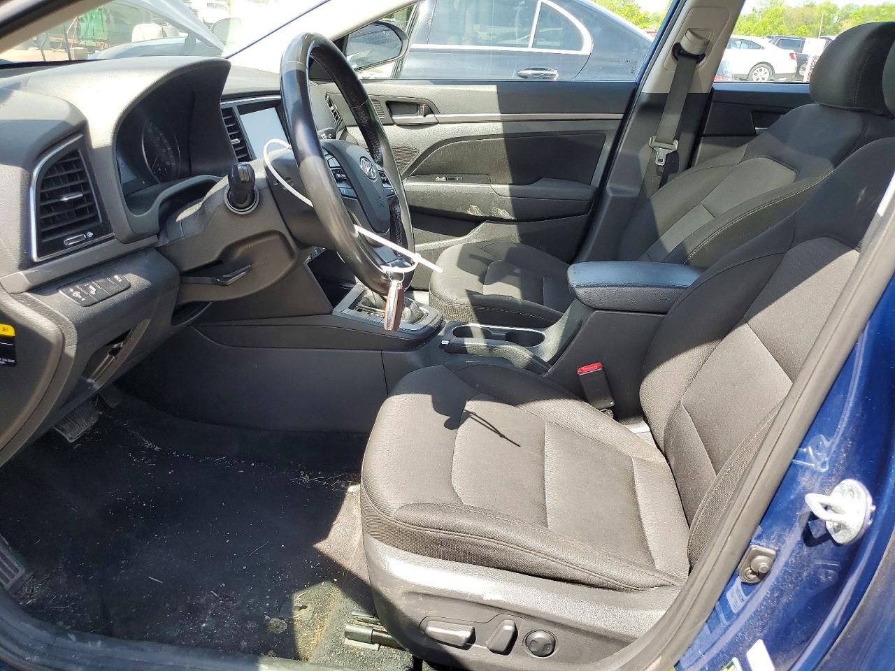 Hyundai ELANTRA Value Edition