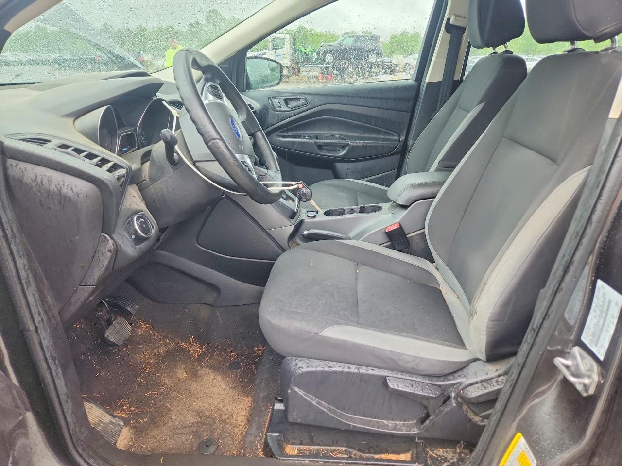 Ford Escape S