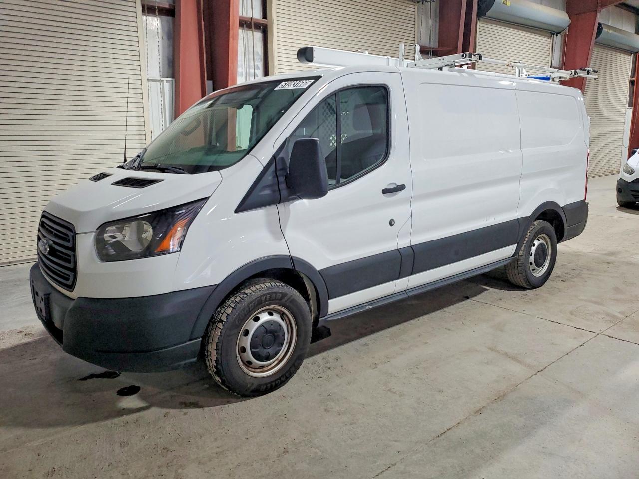 Salvage Ford Transit Image