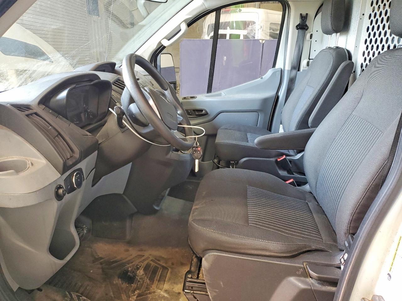 Ford Transit T-150