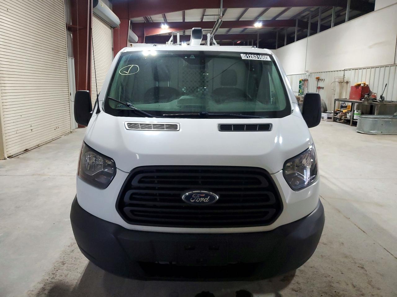 Ford Transit T-150