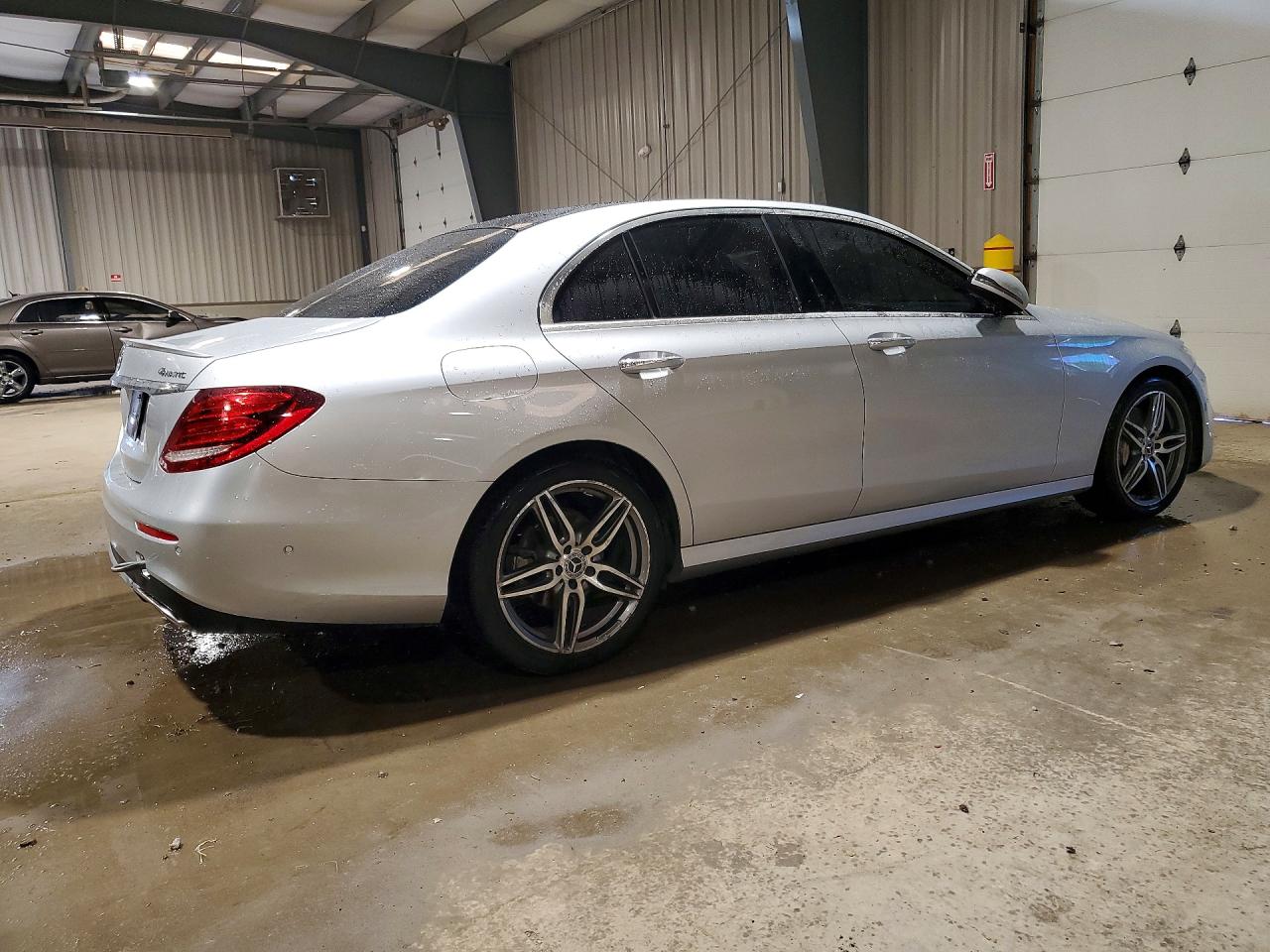 Mercedes-Benz E-Class 350 4matic