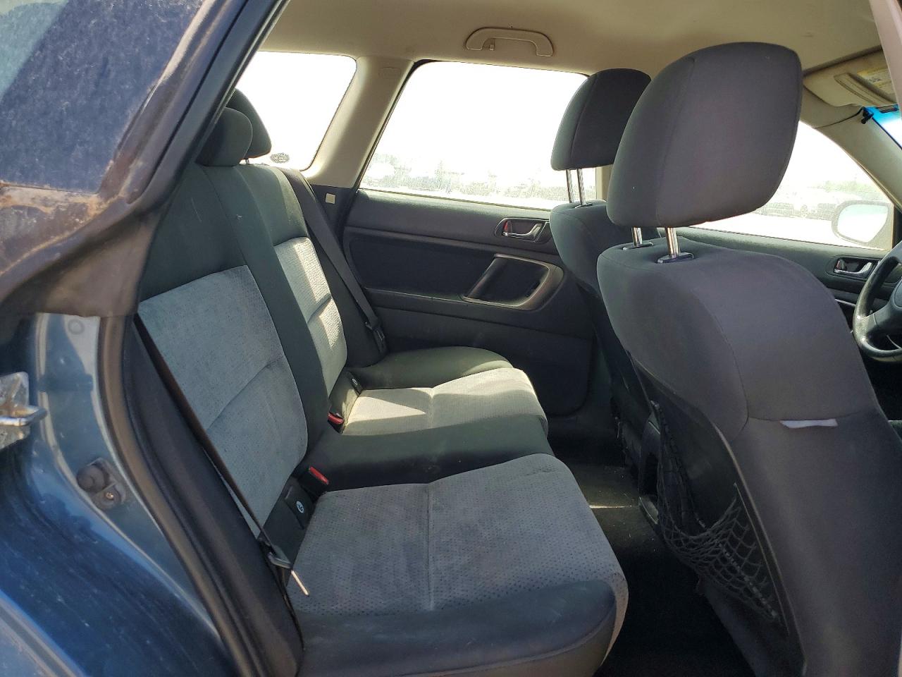Subaru Legacy Outback 2.5i