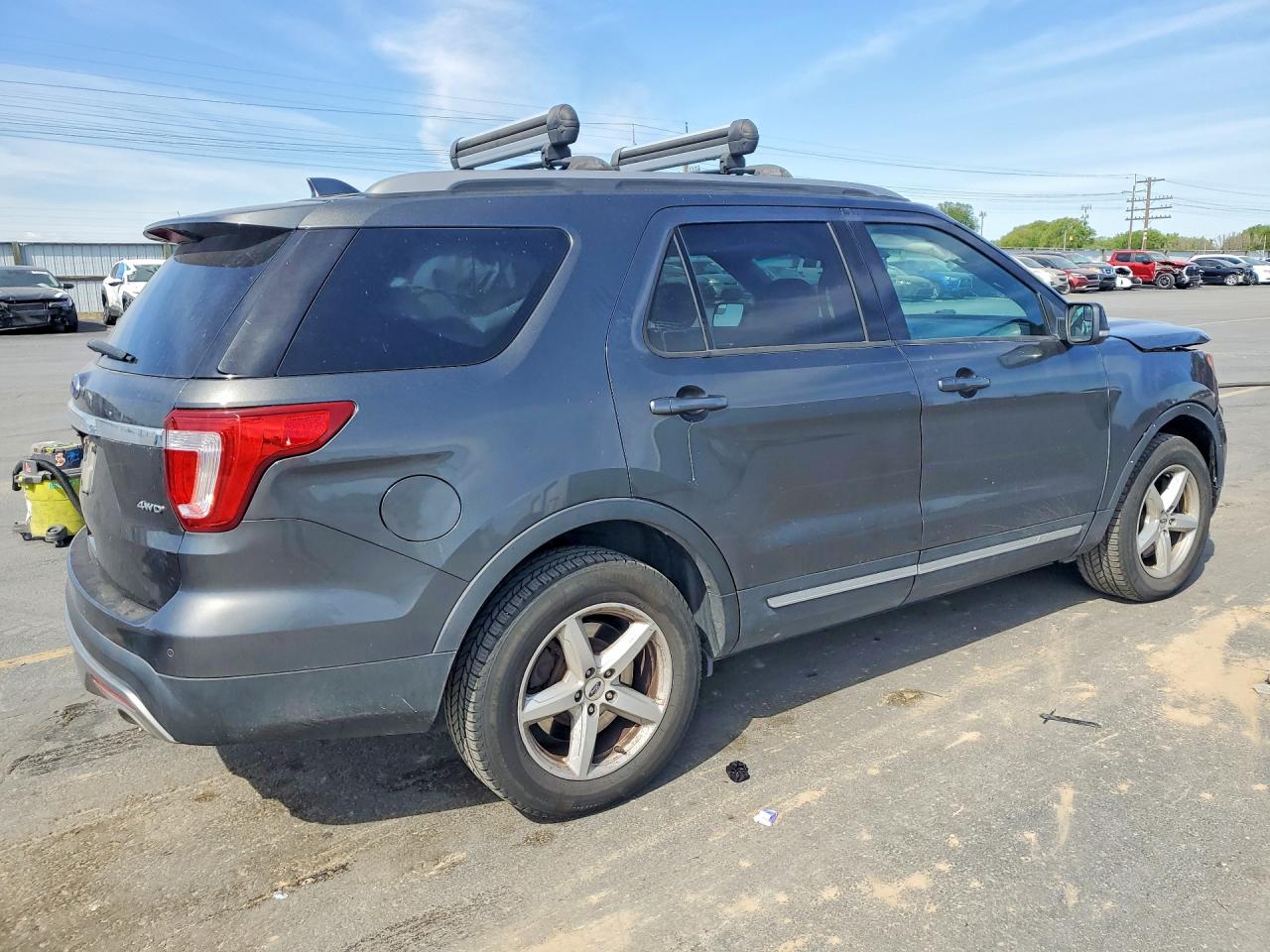Ford Explorer Xlt