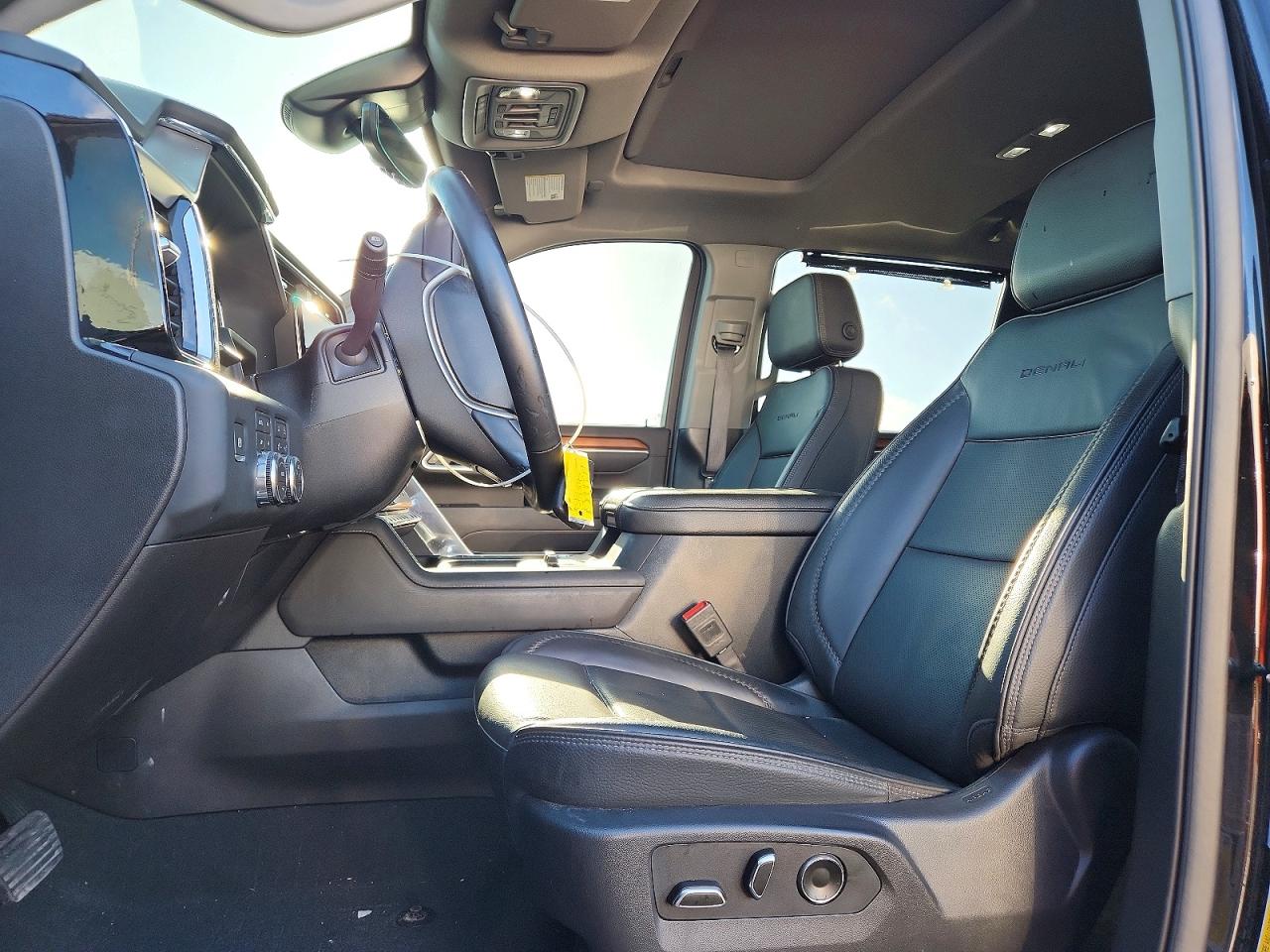 GMC Sierra K2500 Denali