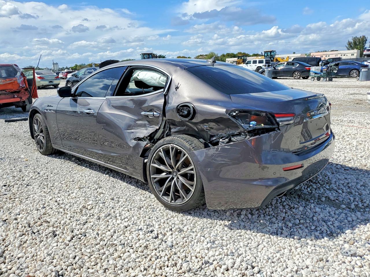 Maserati Ghibli Modena