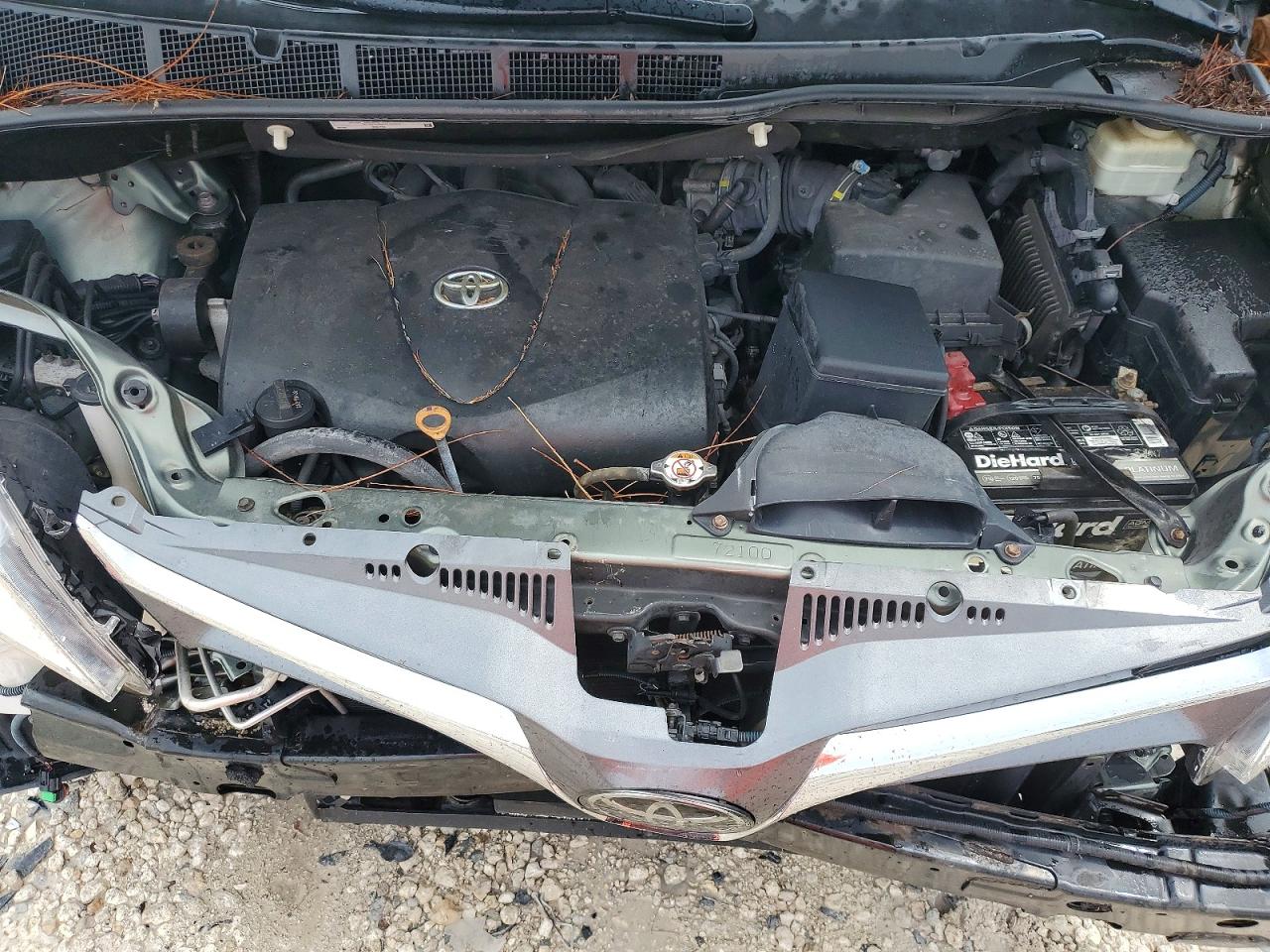 Toyota Sienna Xle 8-passenger