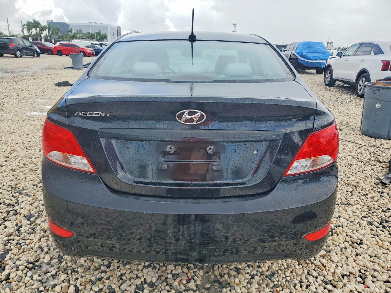 Hyundai ACCENT Se