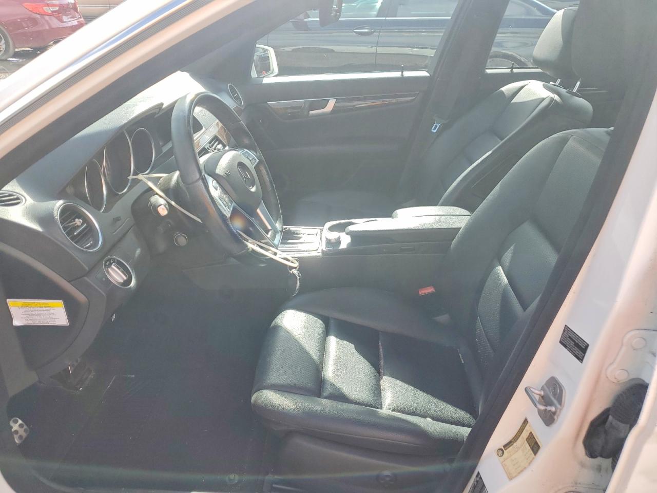 Mercedes-Benz C-Class 300 4matic