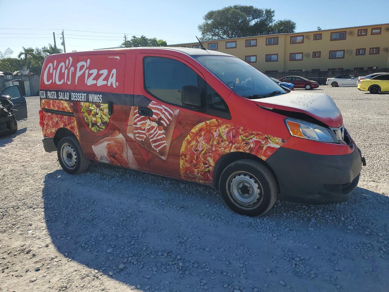 Nissan Nv S