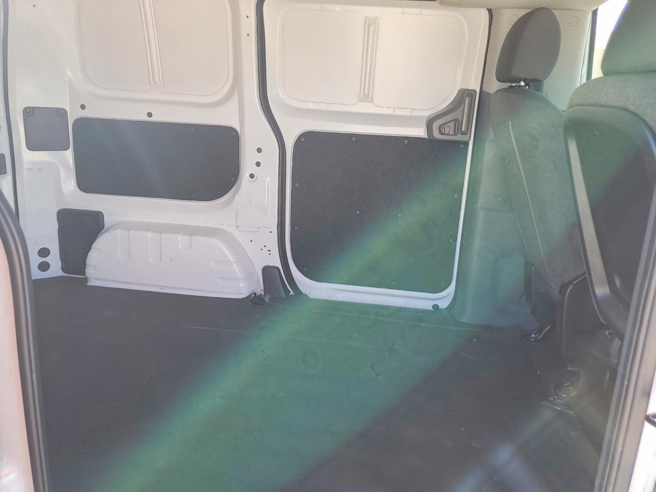 Nissan Nv S