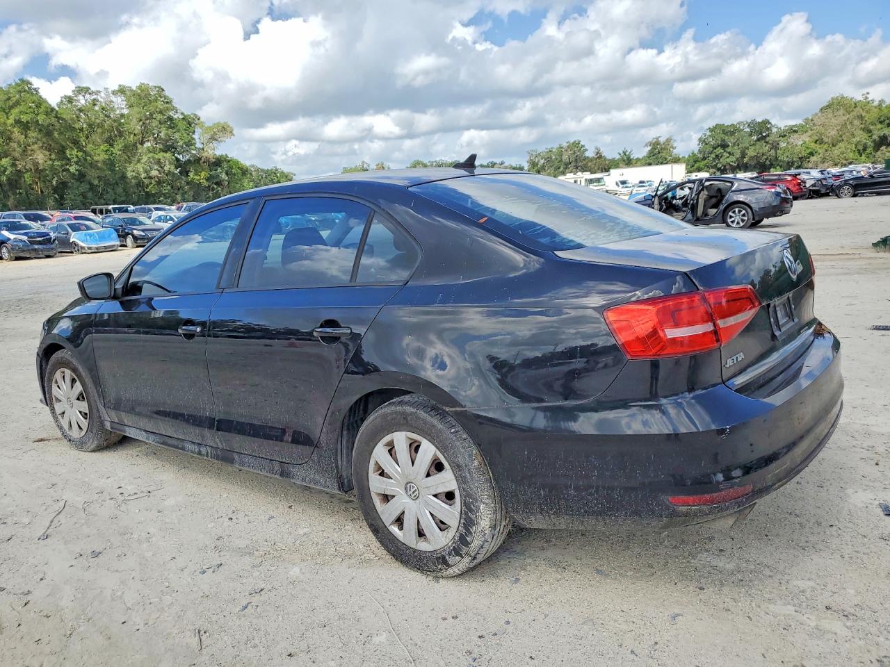 Volkswagen Jetta Base