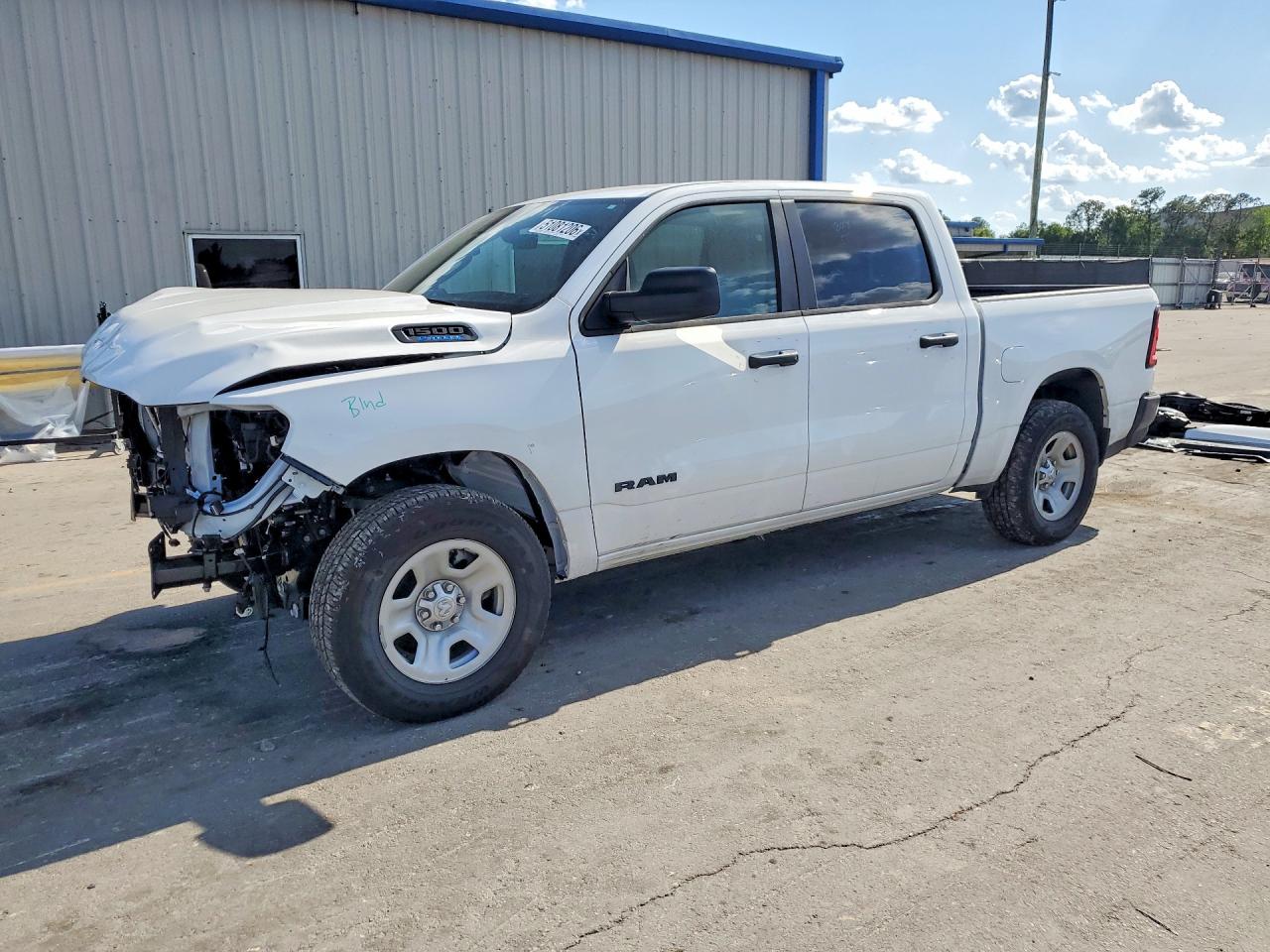 Salvage Ram 1500 Image