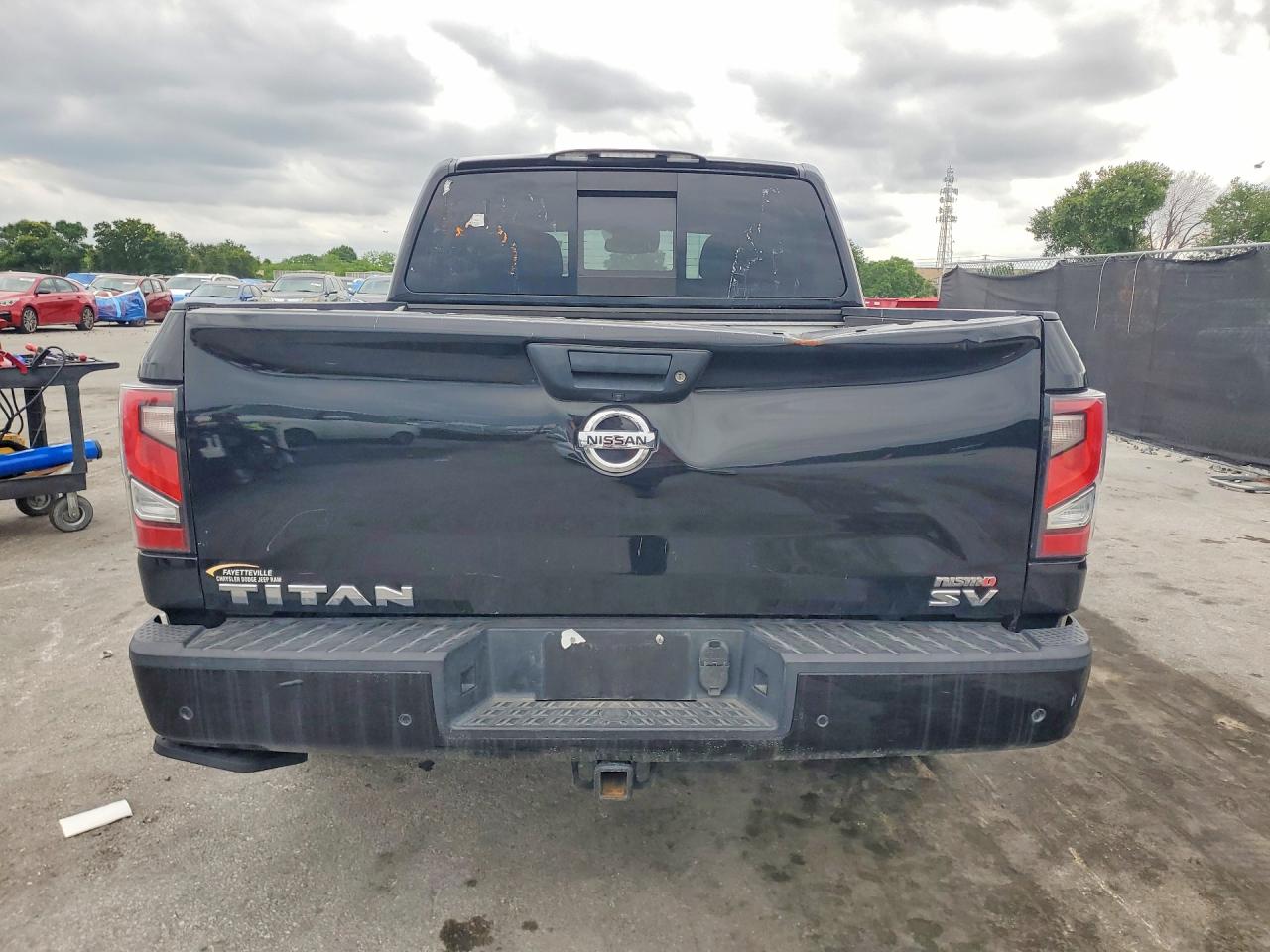 Nissan Titan Sv