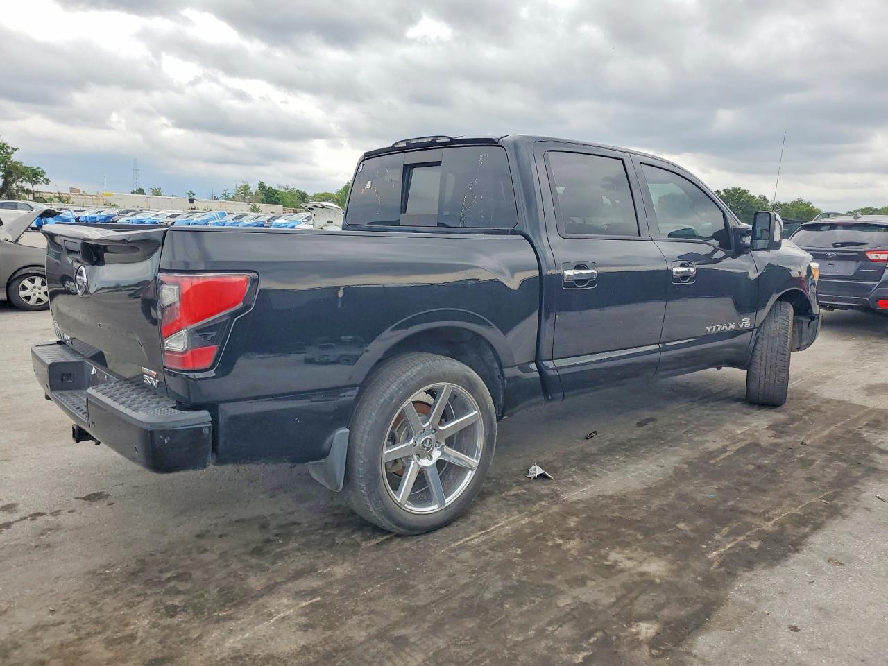 Nissan Titan Sv