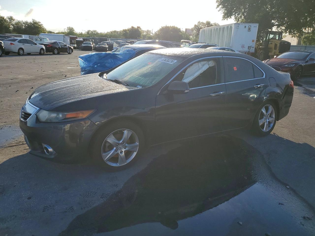 Salvage Acura TSX Image