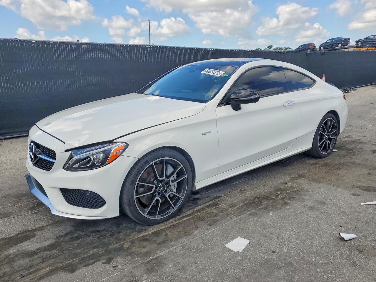 Salvage Mercedes-Benz C-Class Image