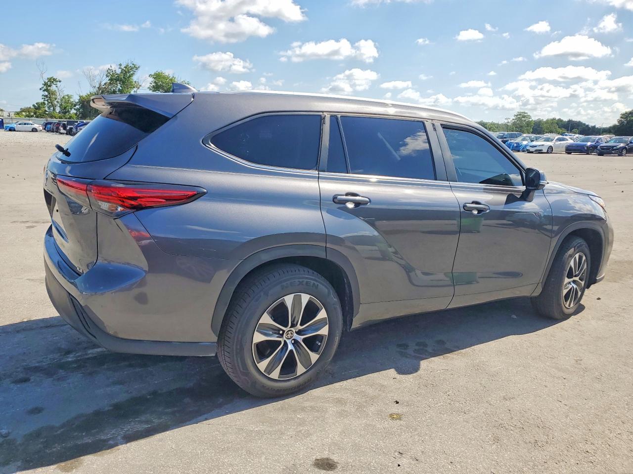 Toyota Highlander Xle