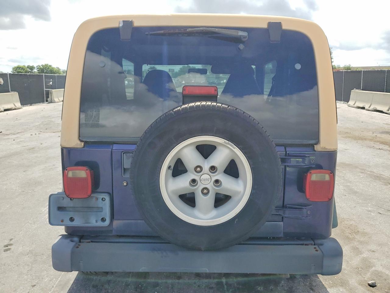 Jeep Wrangler Se