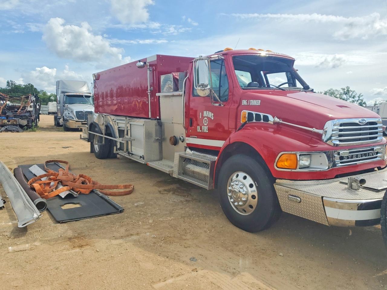 Salvage Sterling Truck Acterra Image