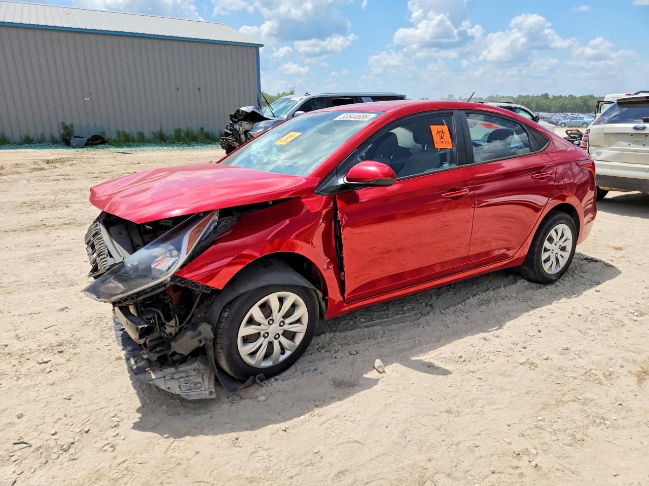 Salvage Hyundai ACCENT Image