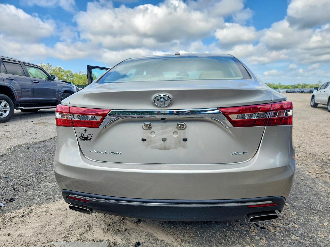 Toyota Avalon Xle