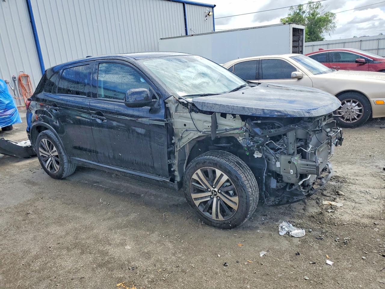Mitsubishi Outlander S