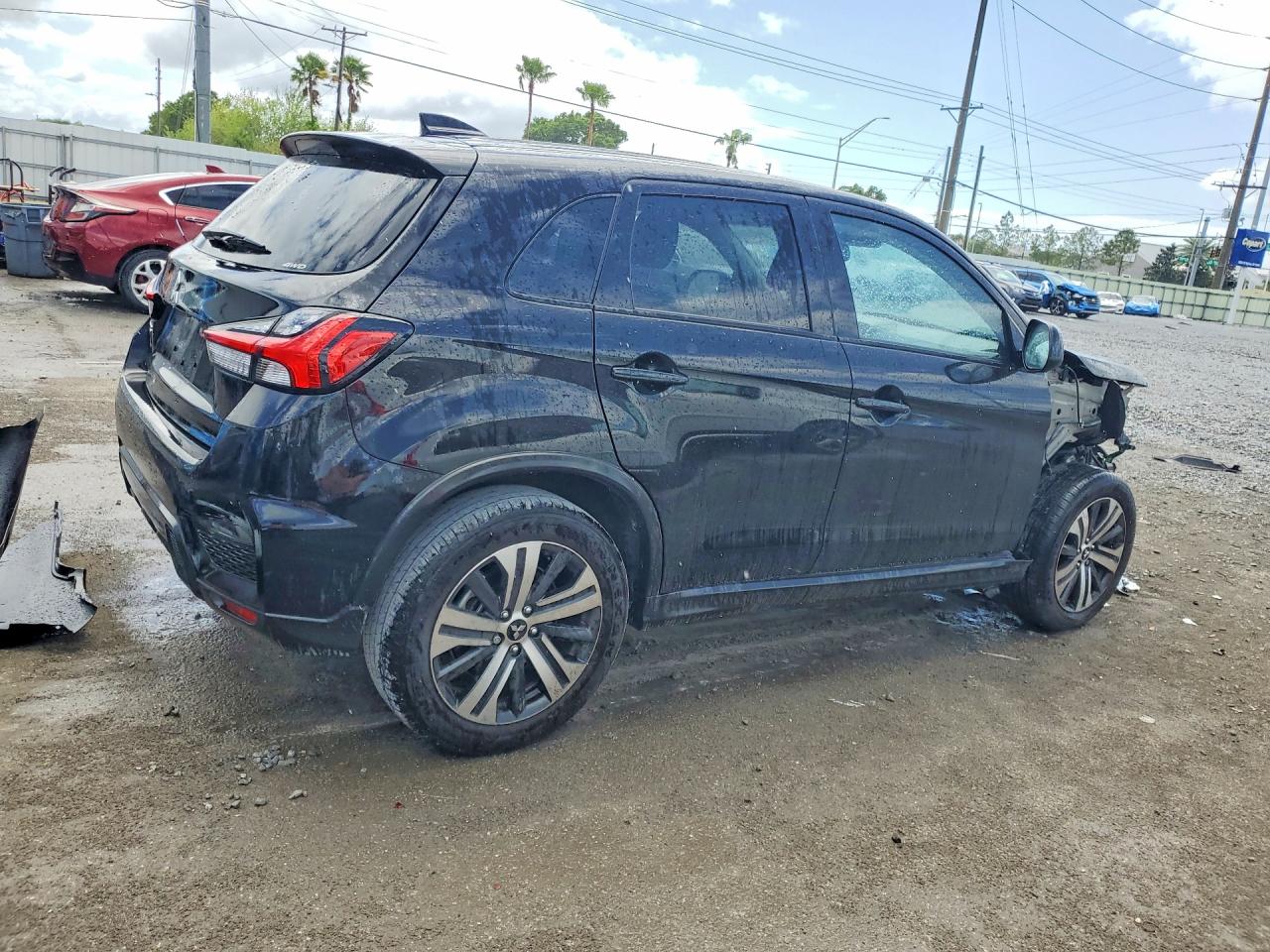 Mitsubishi Outlander S