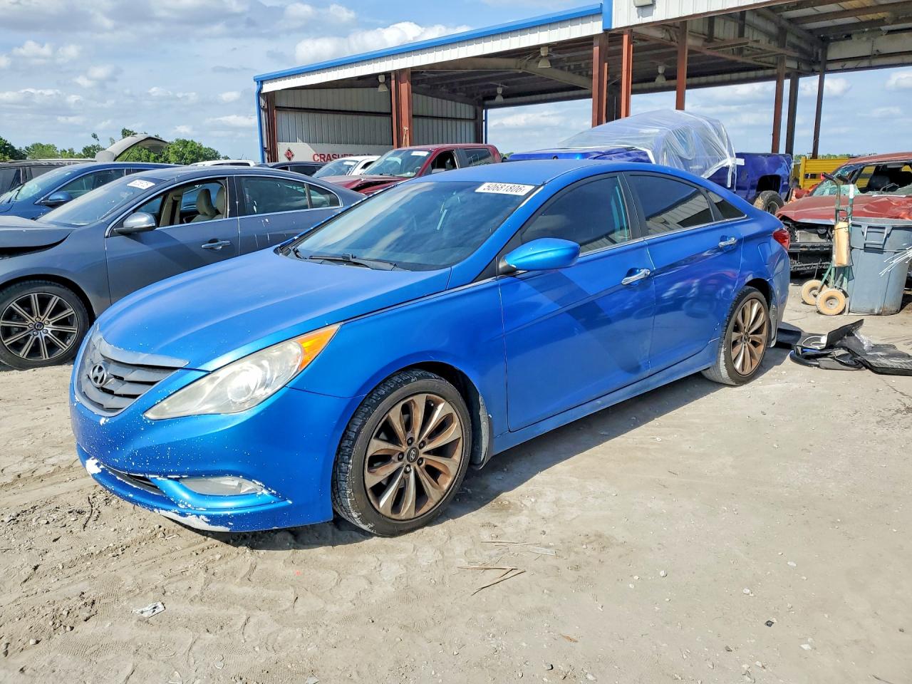 Salvage Hyundai SONATA Image