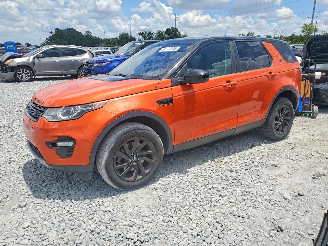 Salvage Land Rover Discovery Image