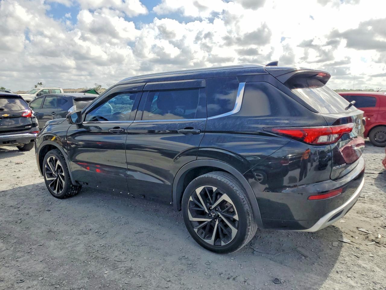 Mitsubishi Outlander Sel