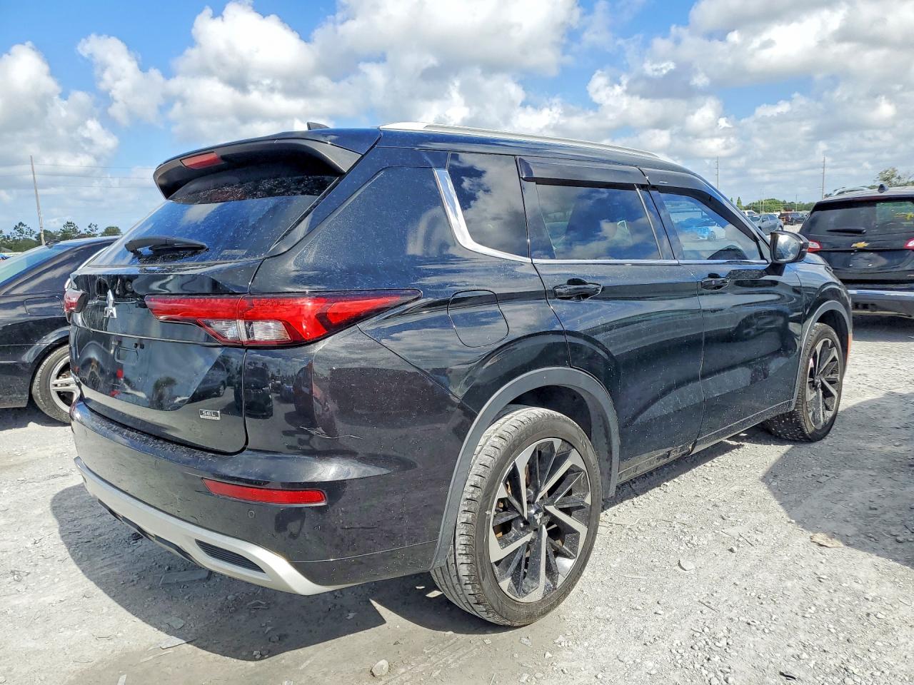 Mitsubishi Outlander Sel
