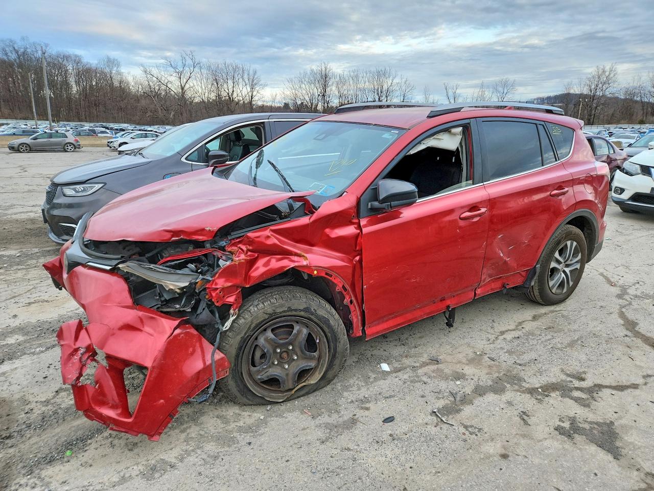 Salvage Toyota RAV4 Image