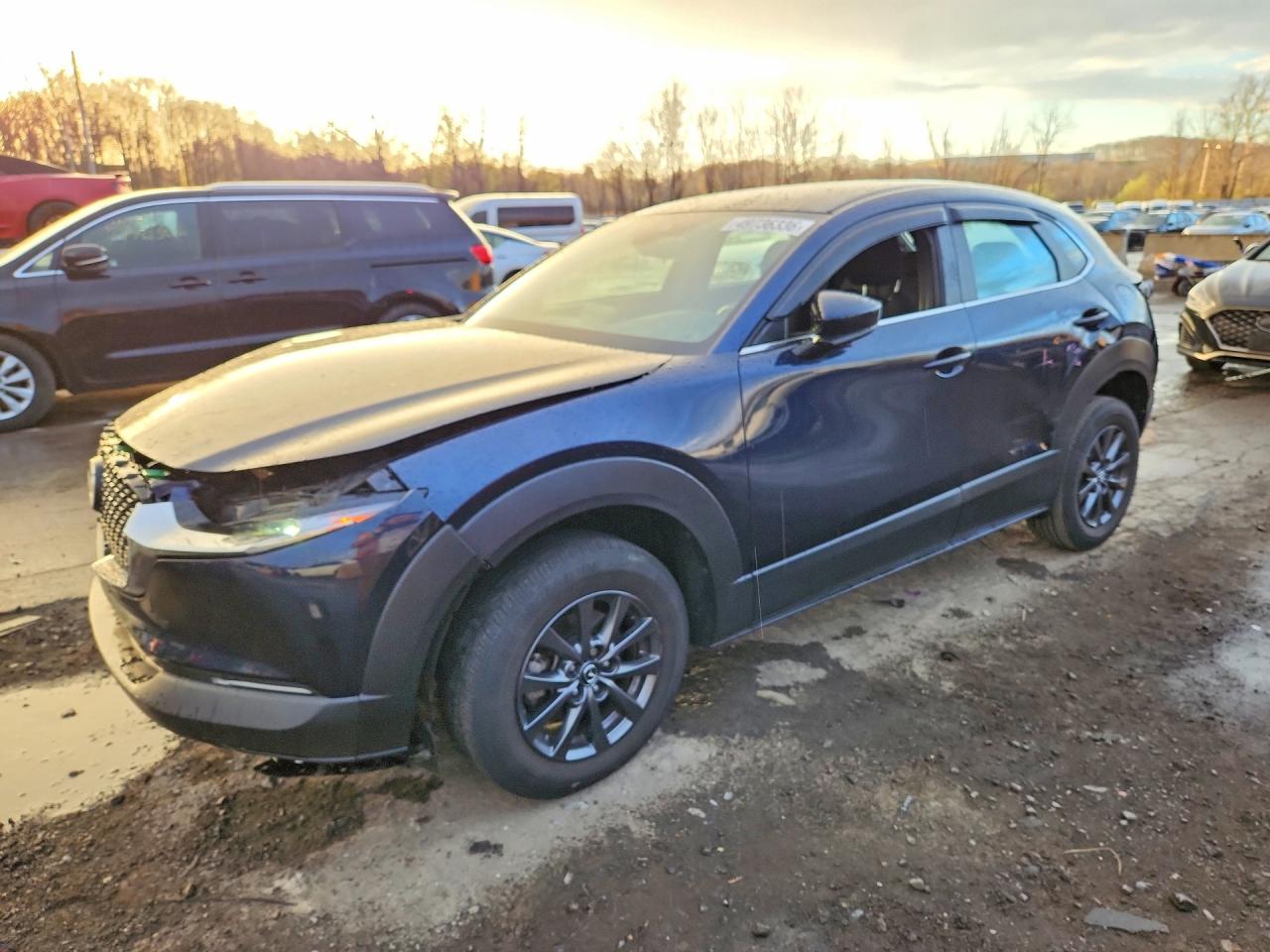 Salvage Mazda Cx Image