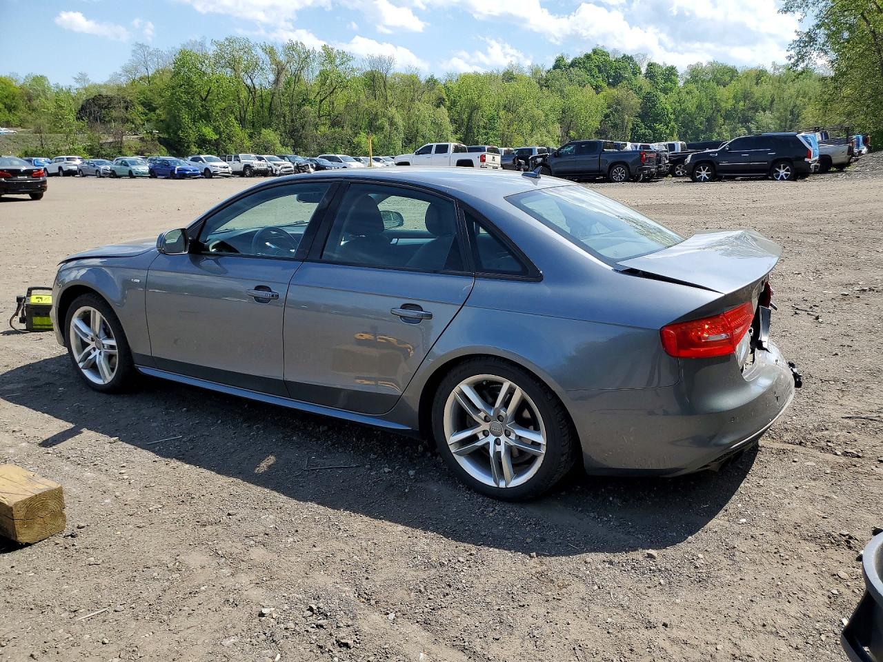 Audi A4 Premium S-line