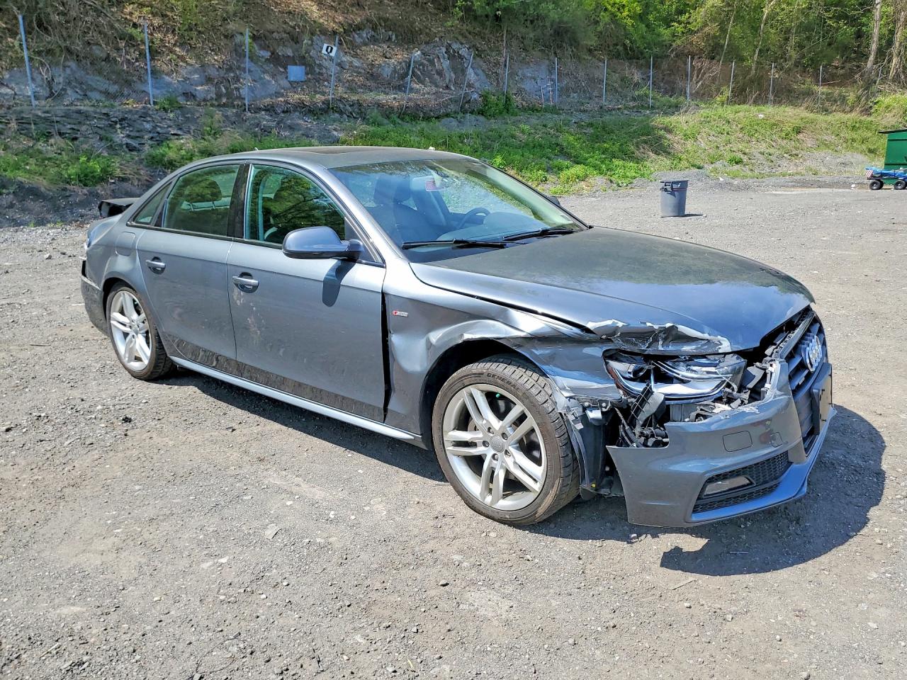 Audi A4 Premium S-line