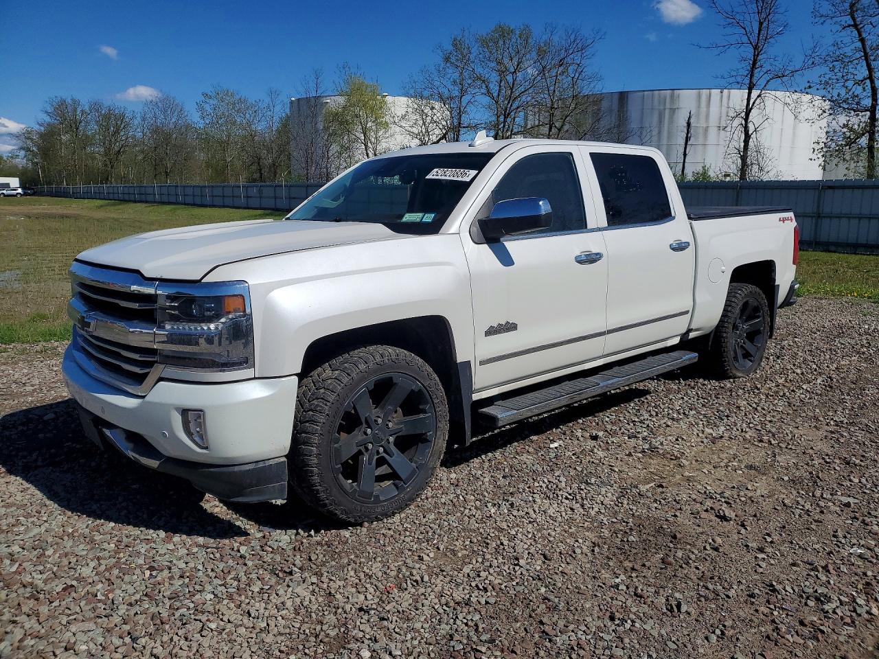 Salvage Chevrolet Silverado Image