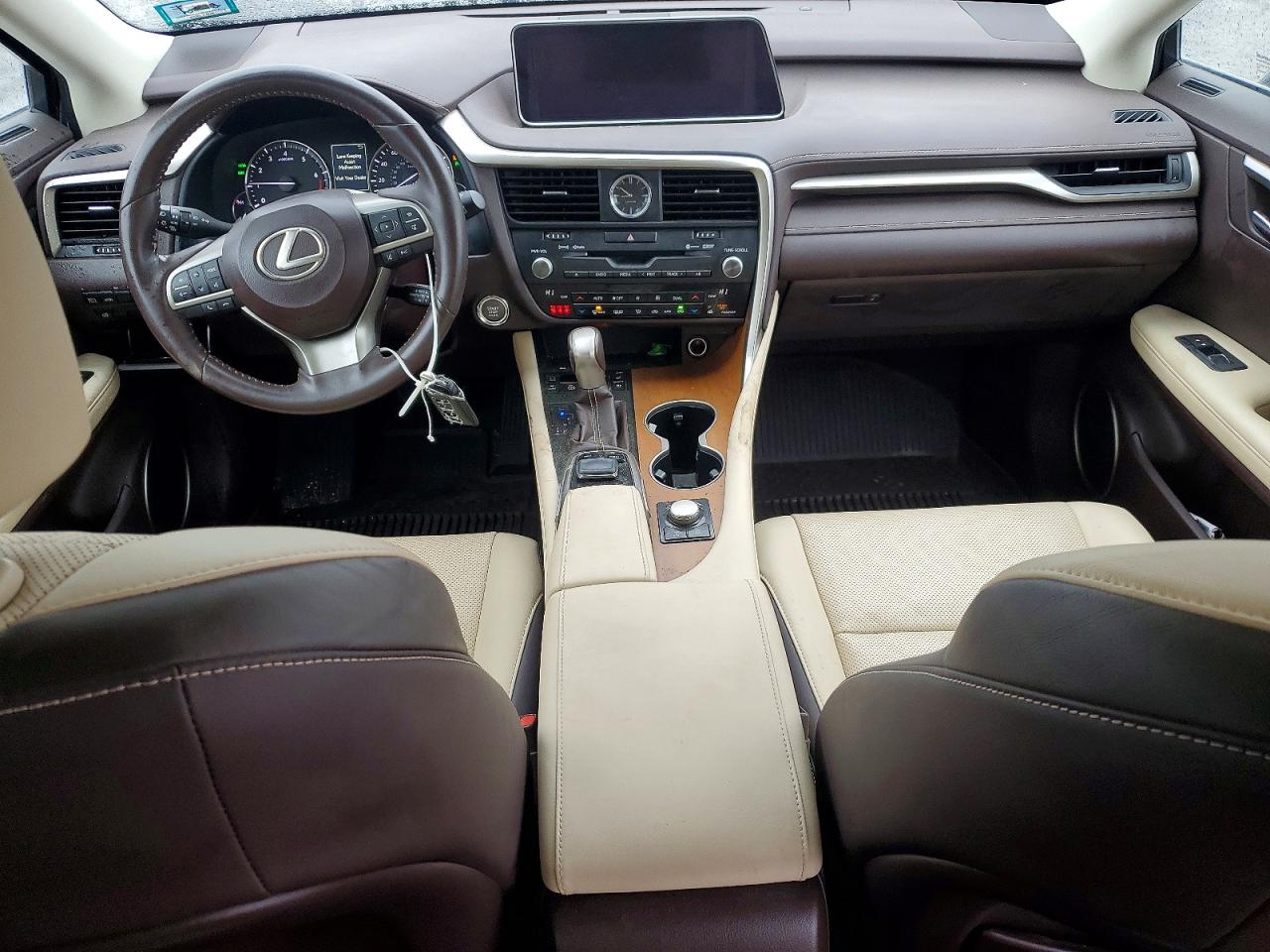 Lexus RX Base