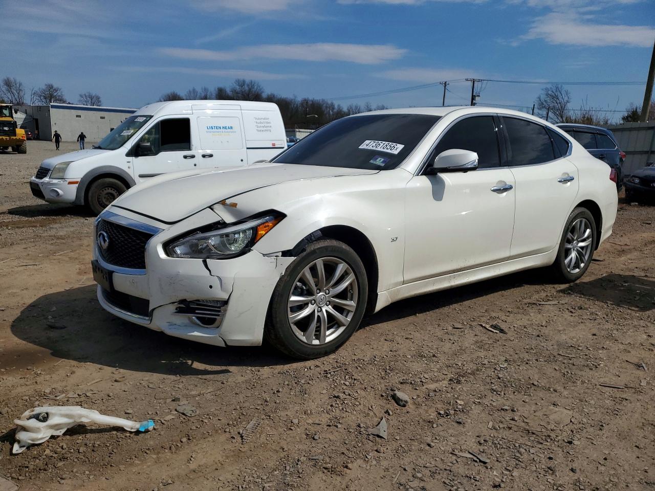 Salvage INFINITI Q70 Image